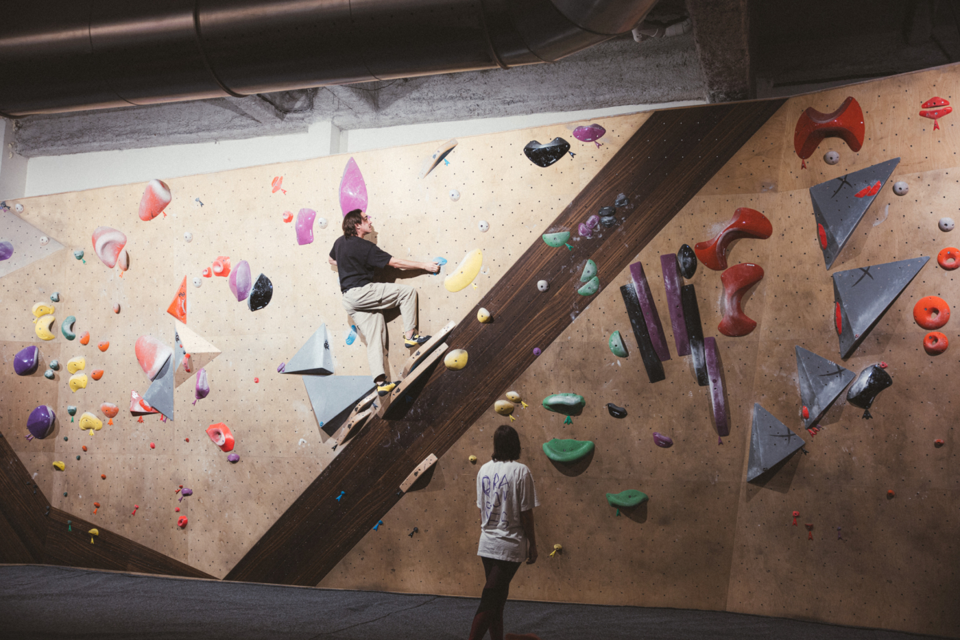 Climbing District - Salle d'escalade à Paris - Buttes-Chaumont ©Arthur Delicque
