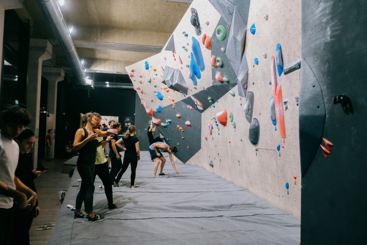 Climbing District - Salle d'escalade à Paris - Batignolles ©Arthur Delicque
